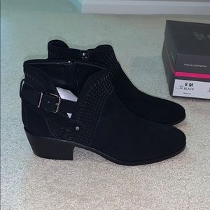Vince Camuto Black Pralata Booties Size 8